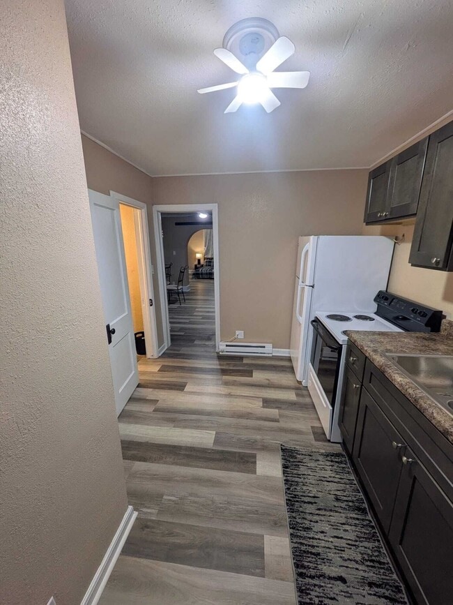 Photo - 205 S Walters St Unit 1