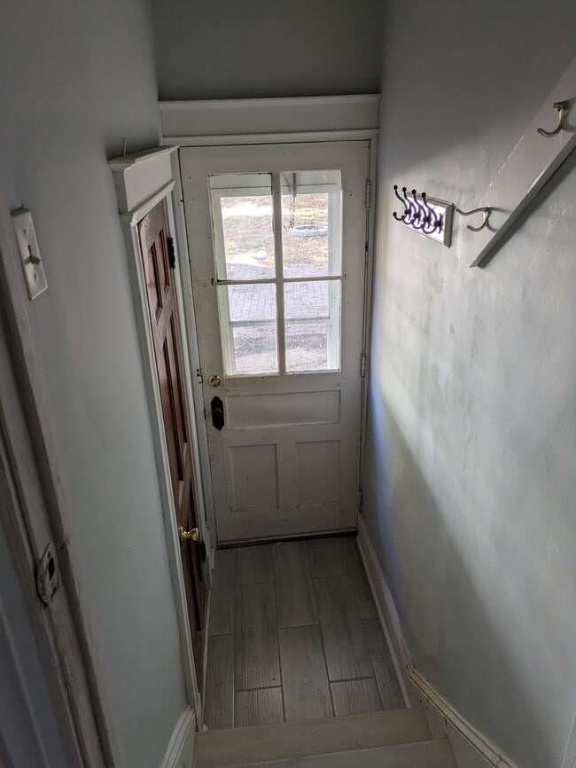 Photo - 34 New Britain Ave