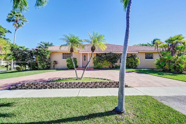 Photo - 402 SE 5th St