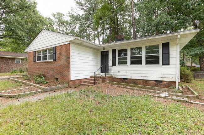 Photo - 1311 Dogwood Ln NW