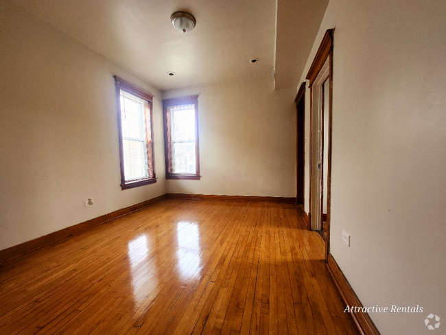 Building Photo - 1650 S St Louis Ave Rental