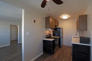 1HAB, 1BA - 585 ft²