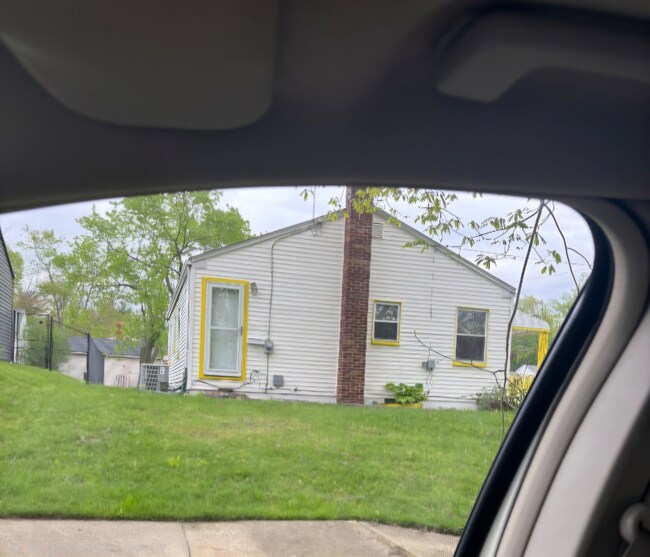 Photo - 1494 Diagonal Rd