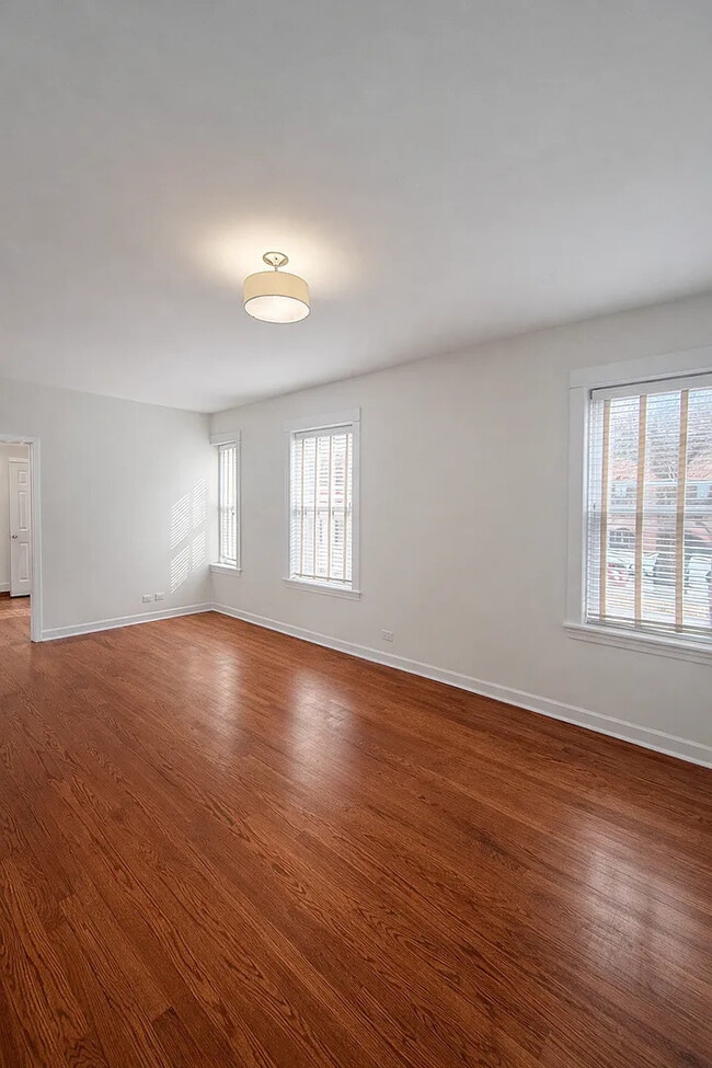 Photo - 4303 N Sawyer Ave