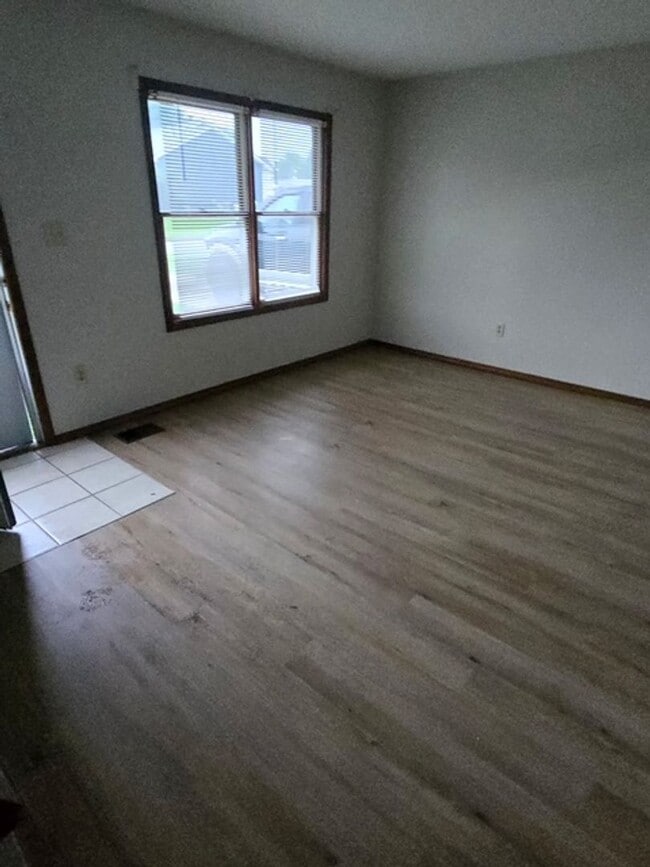 Photo - 1328 Bingham Dr