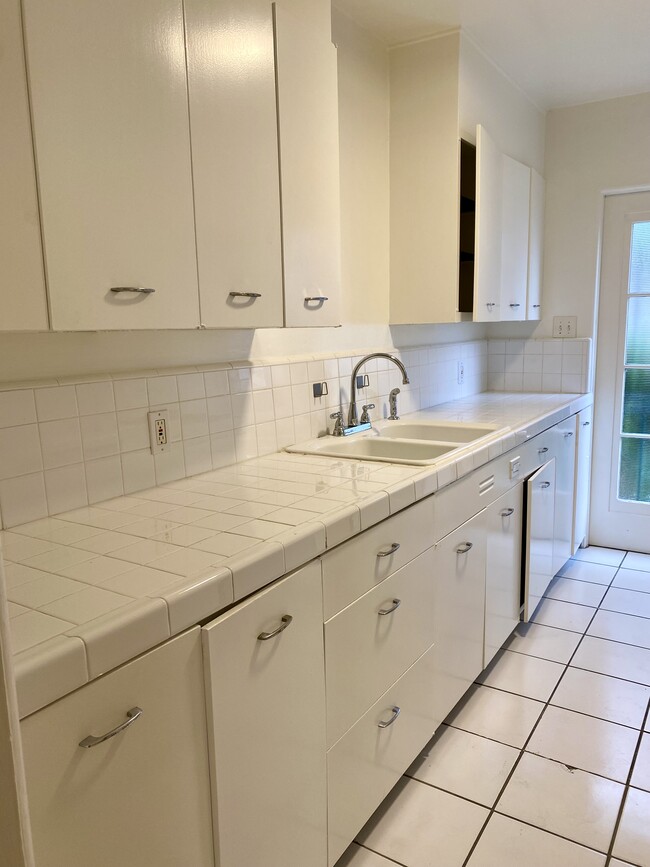 1931 Palmerston Pl Unit 1931 12