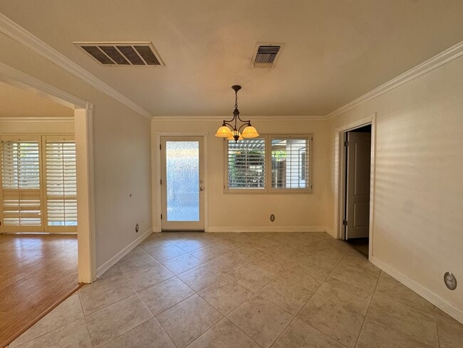 Photo - Beautiful NW home with pool!