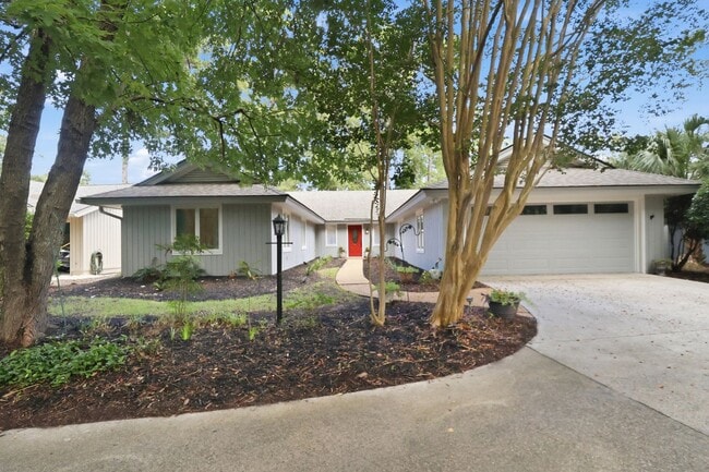 Building Photo - 2 Wood Thrush Ct