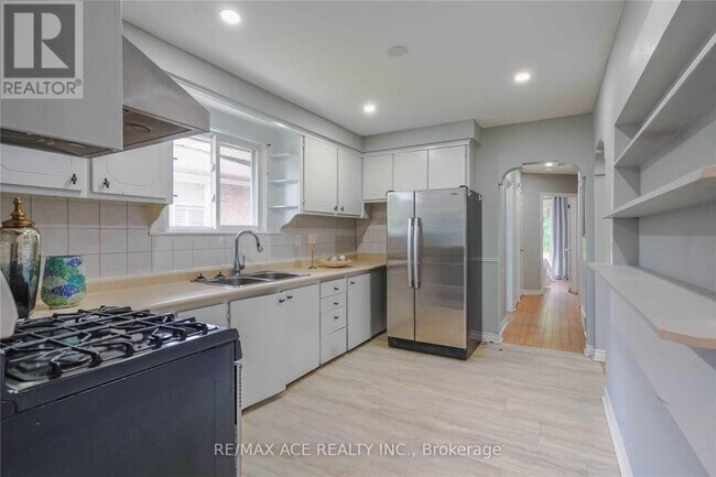 Photo - 132 Janray Dr