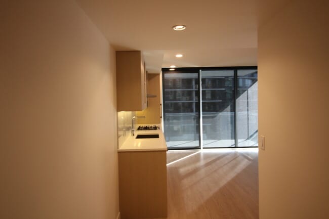 Photo - 613-89 Nelson Street Unit 613