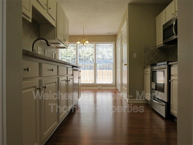 Photo - 7 Woodhill Ct
