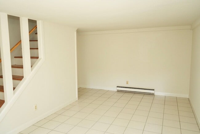 Photo - 109 Piedmont Ave N Unit Apt #C
