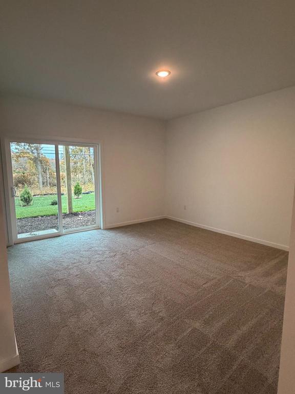 Photo - 67 Basswood St