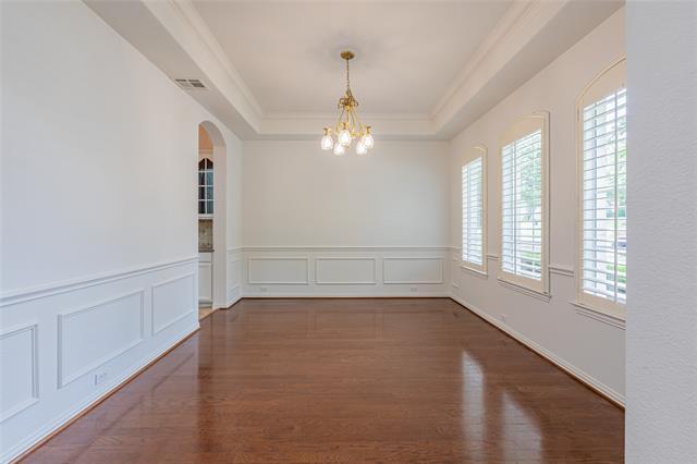 Photo - 5473 Braemar Dr