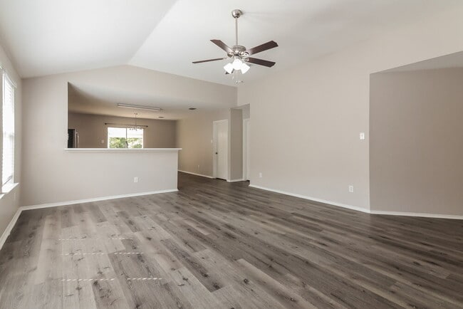 Photo - 1410 Post Oak Trail