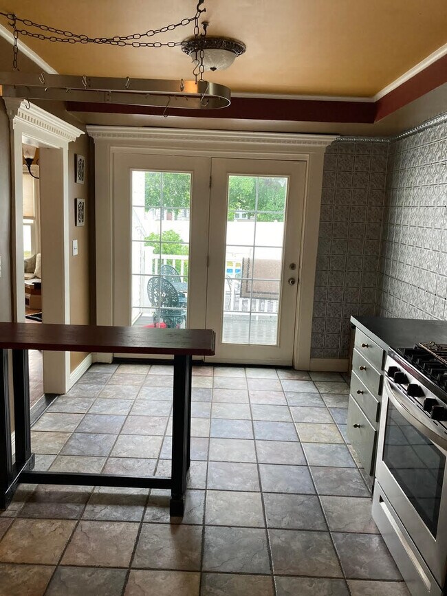 84 Johnson Rd