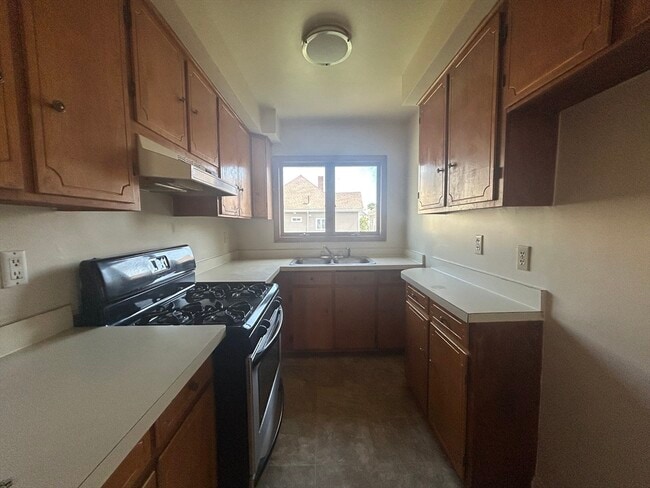 Photo - 33 Sidney St Unit 2