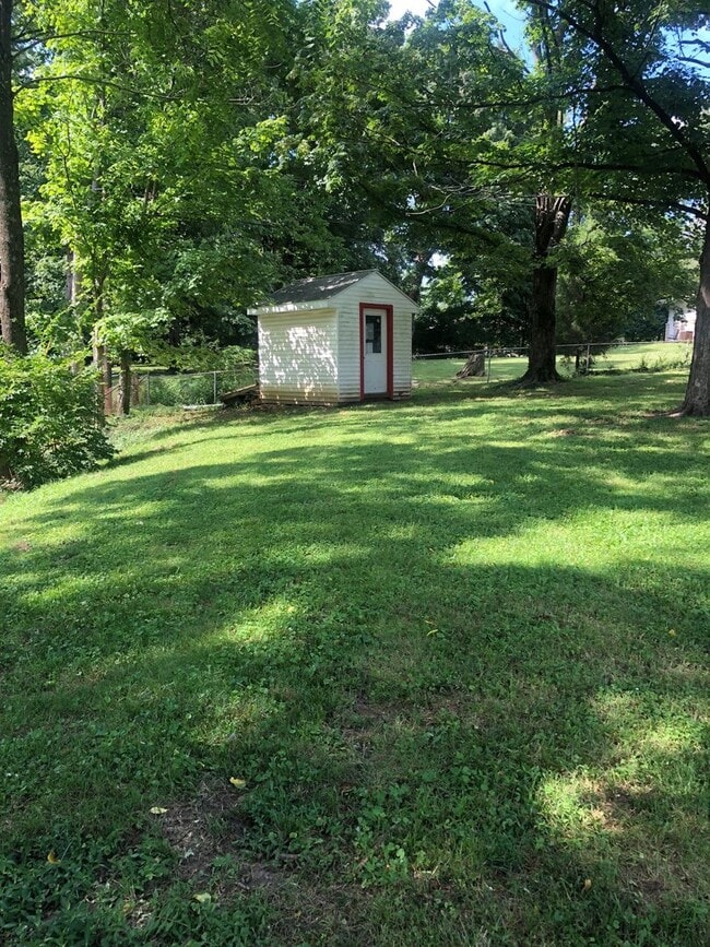 Photo - 2313 N Headley Rd