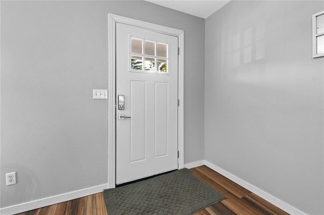 Photo - 16568 Cypress Ln