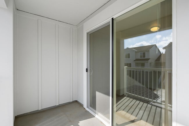 1x1 Cobble Creek(FLAT) - Summer Creek Apartments