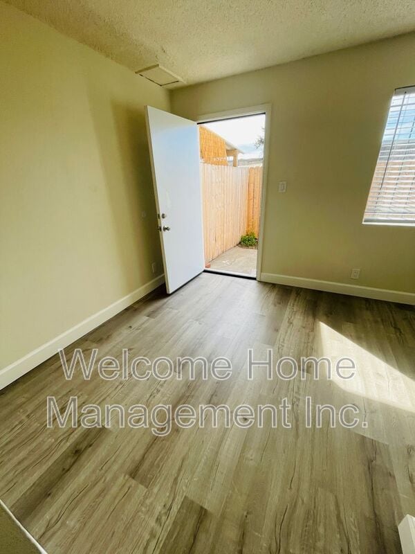 Photo - 152 Laurel Ave