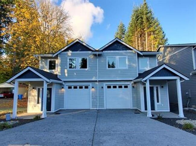 Building Photo - 3 Bedroom 2.5 Bath in Tumwater