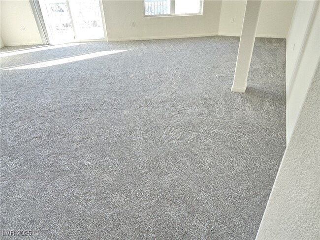 Building Photo - 62 E Serene Ave Unit 332