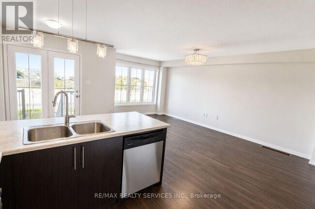 Photo - 124 Golden Springs Dr