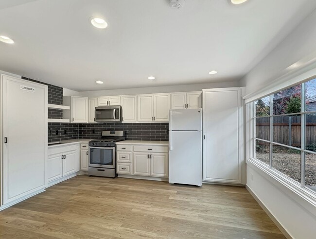 Photo - 1516 N 7th St Unidad 15167th-1/2