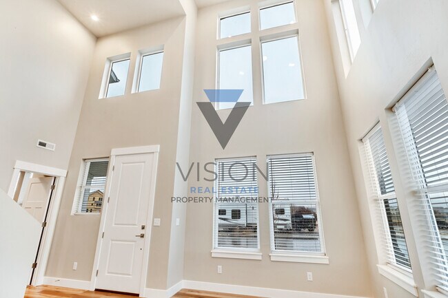 Photo - 1098 S High Ridge Dr
