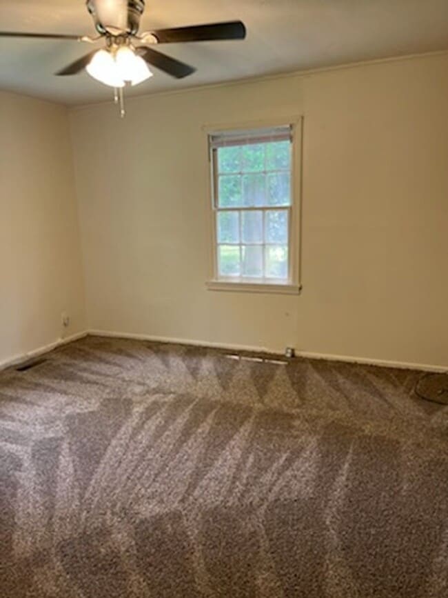 Photo - 3908 N Linden Dr