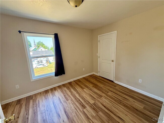 Photo - 222 Academy St