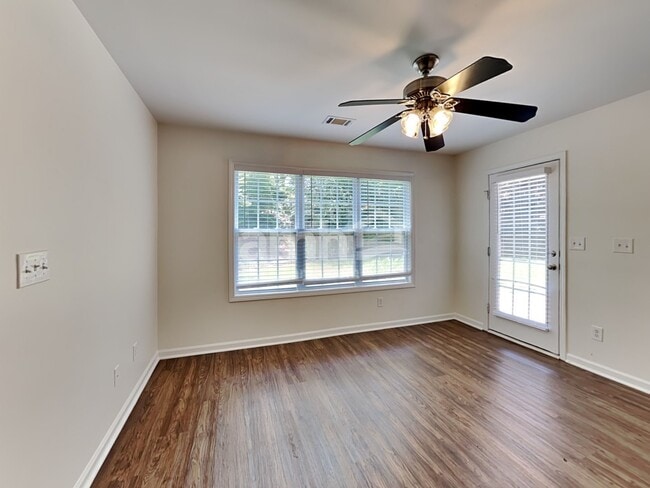 Photo - 6250 Mulberry Park Dr