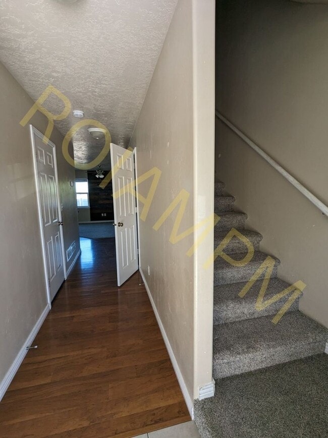 Photo - 3-Bedroom Townhome Near ISU with Attached Garage