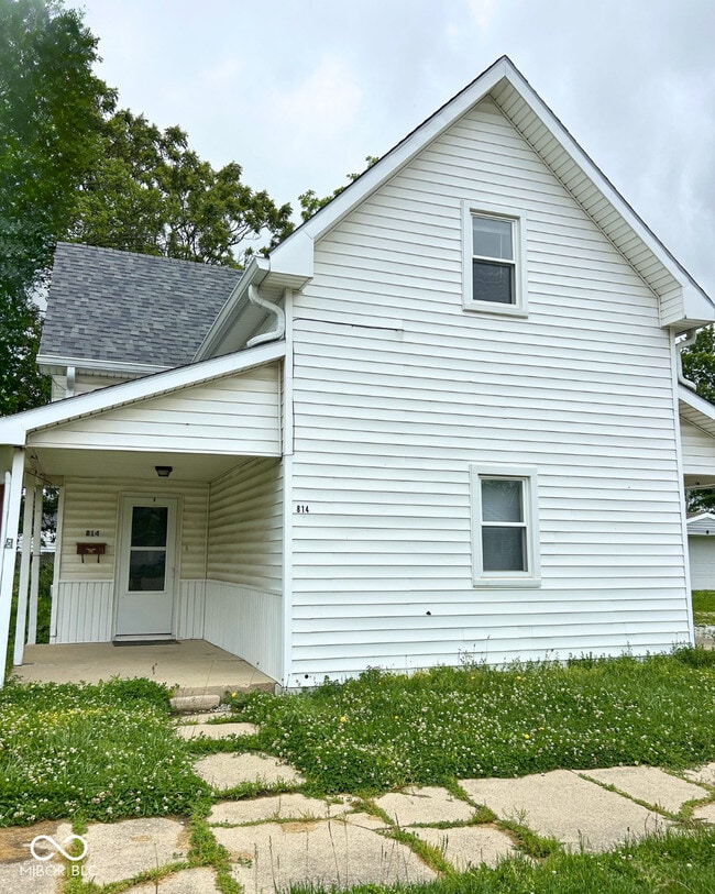 Photo - 814 Powell St