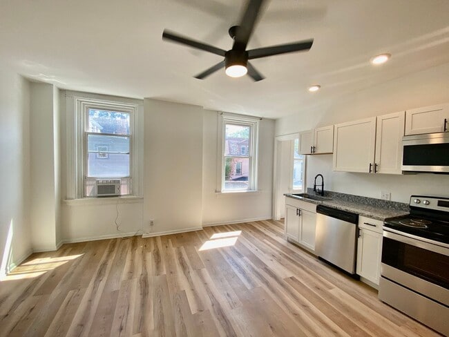 Photo - 335 W McMillan St Unit 2