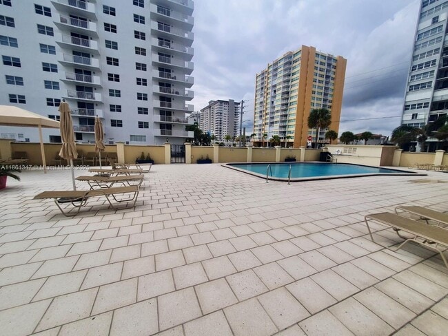 Photo - 1501 S Ocean Dr Unit 205