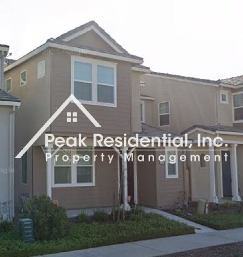 Still looks new in Natomas 3-bedroom - Still looks new in Natomas 3-bedroom Casa