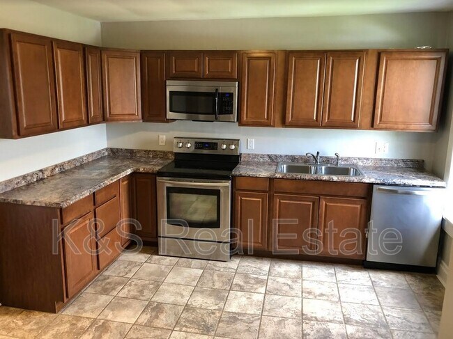 Photo - 230 Magazine St