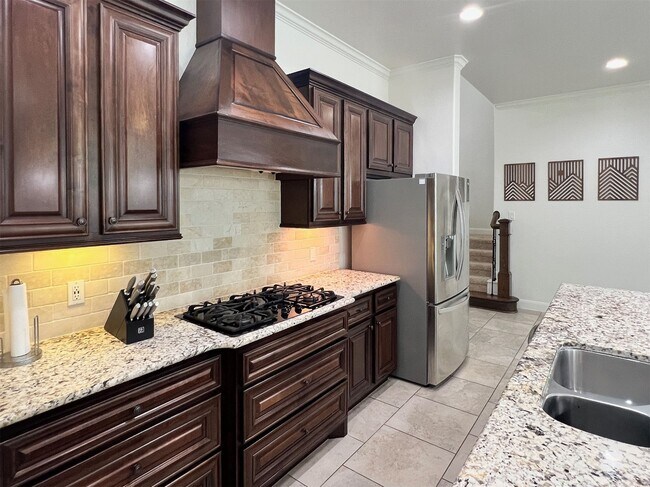 78 Lindenberry Cir