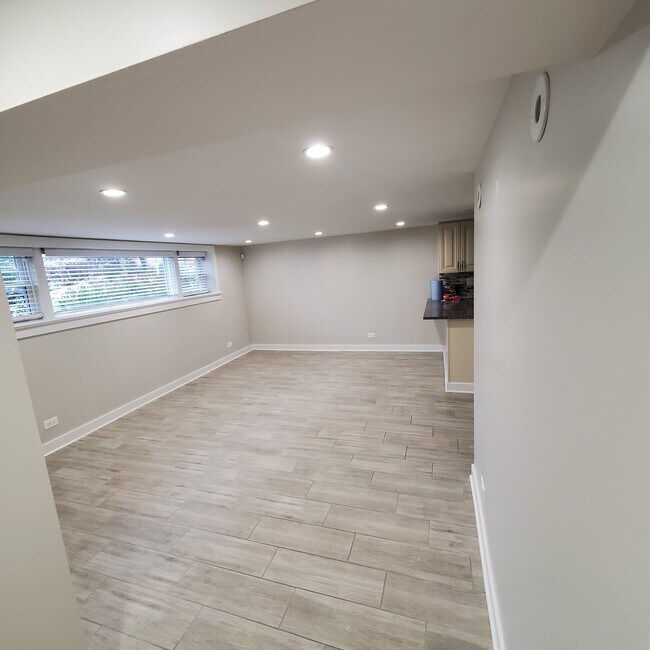 Photo - 8044 N Oriole Ave Unit Garden