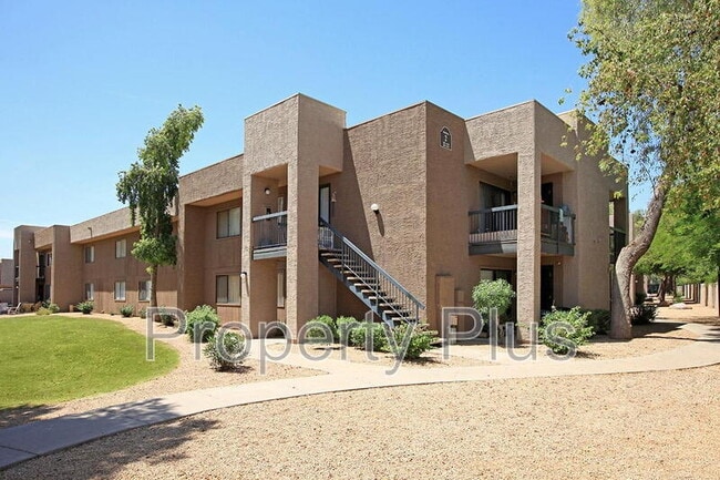 Building Photo - 3810 N Maryvale Pkwy Unit Apt 2073
