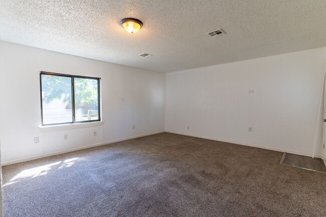 Photo - Charming 2-Bedroom Home with Fresh Updates in Midwest City