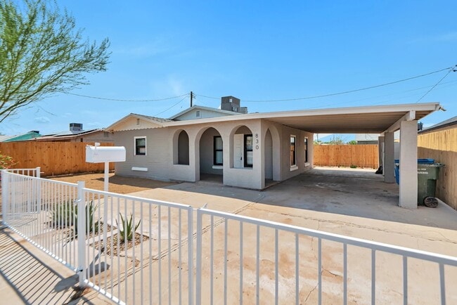 Photo - 830 S 15th Ave House