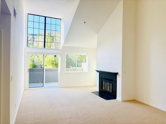 258 Sandpiper Ct