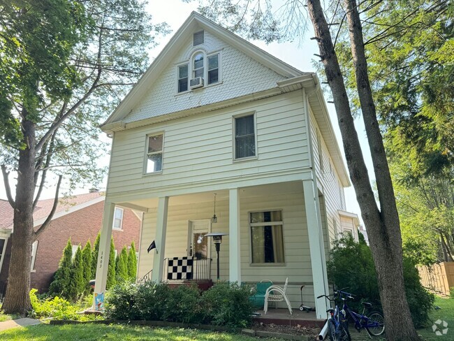 Building Photo - 1403 E Olive St Unit 2 Rental