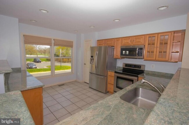 Photo - 419 Davis Ave SW