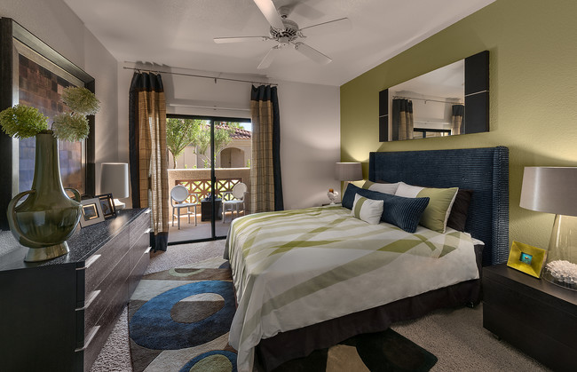 Building Photo - San Pedregal Rental