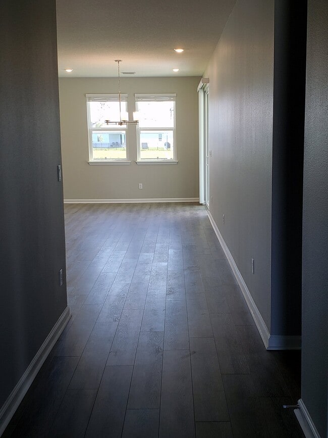 Photo - 89 Signet Cir