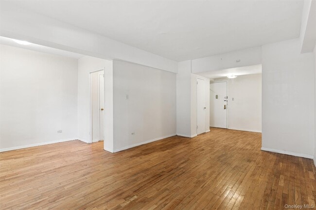 Photo - 71-40 112th St Unit 106